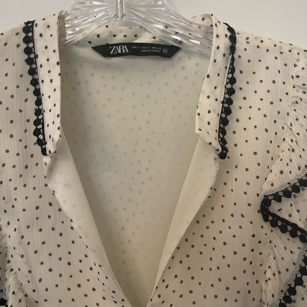 Zara Woman’s White/Black Polka Dot Tiered Mini Dress Small
Preloved No Flaws - Picture 3 of 9